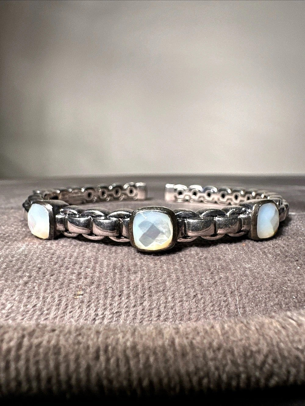 JAI by John Hardy Extremely Rare Box Chain Opalite Bangle Bracelet